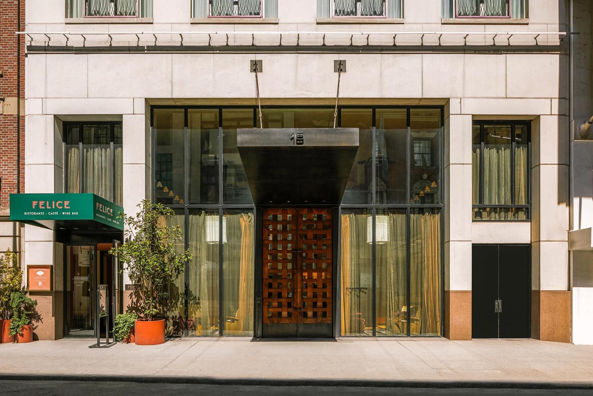 Отель Chambers Powered By Sonder Нью-Йорк Экстерьер фото